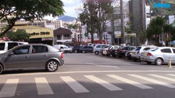 transito carros Manhuaçu